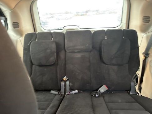 Used 2016 Dodge Grand Caravan SE w/ SE Plus Package image 15