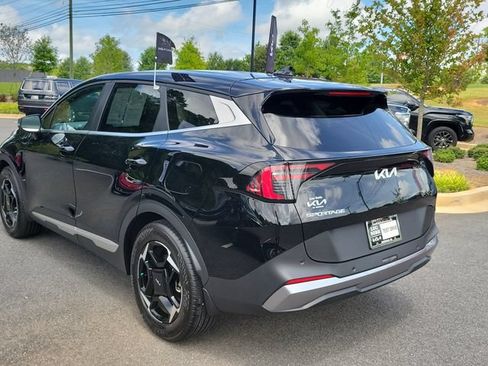 Certified 2026 Kia Sportage EX FWD image 6