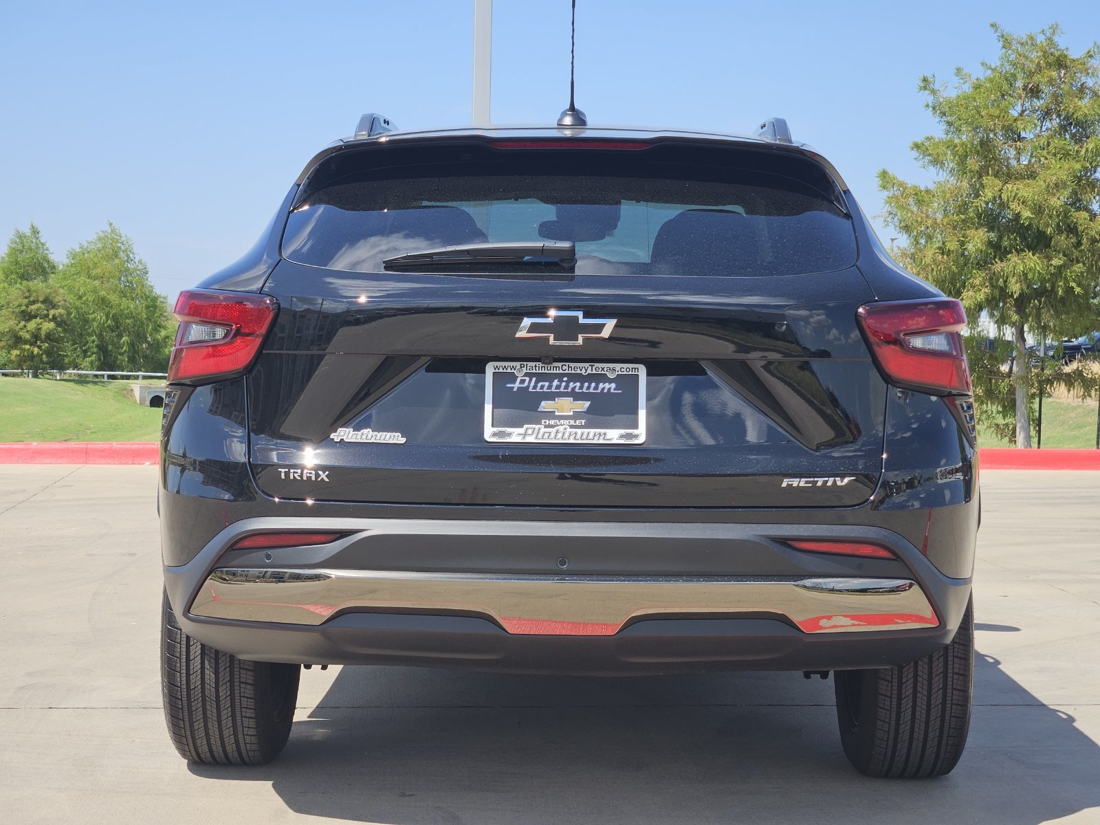 New 2026 Chevrolet Trax ACTIV w/ Driver Confidence Package FWD image 8