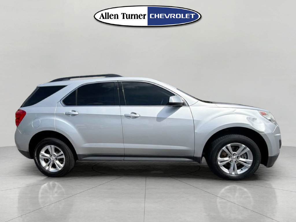 Used 2015 Chevrolet Equinox LT w/ Driver Convenience Package FWD image 3