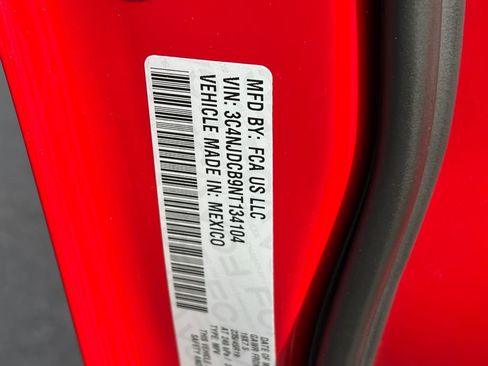 Used 2022 Jeep Compass Limited image 28