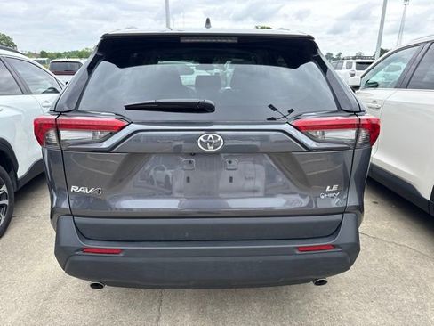 Used 2025 Toyota RAV4 LE AWD/4WD image 7