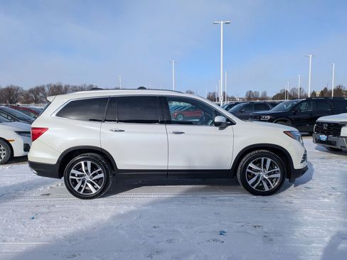 Used 2016 Honda Pilot Elite image 5