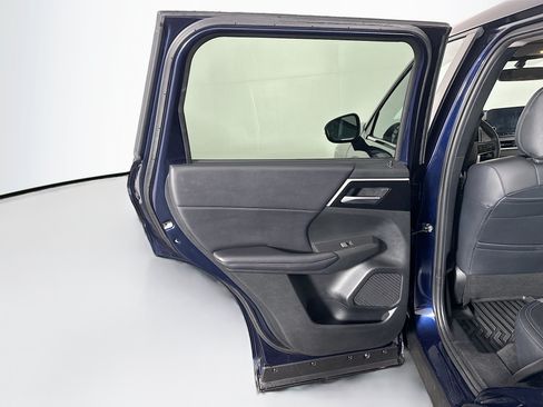 Used 2024 Mitsubishi Outlander SE FWD image 26