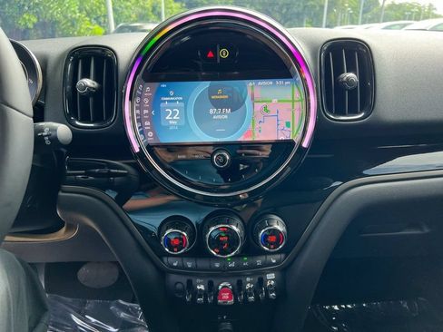 Used 2024 MINI Cooper Countryman S w/ Signature Upholstery Package FWD image 18