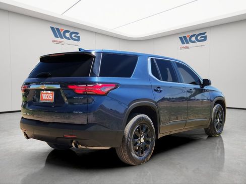 Used 2022 Chevrolet Traverse LS AWD/4WD image 4