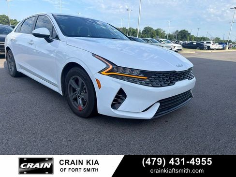 Used 2022 Kia K5 LX FWD image 1