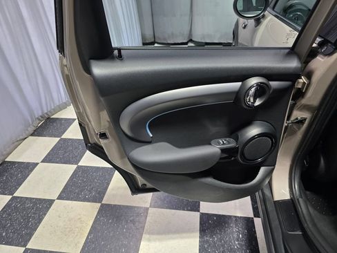 Used 2024 MINI Cooper S FWD image 12