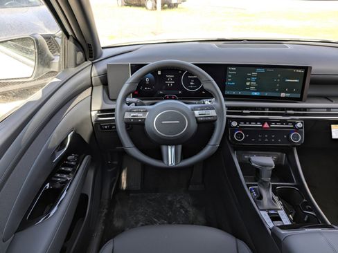 New 2025 Hyundai Santa Cruz XRT image 15