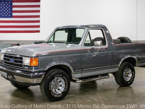 Used 1990 Ford Bronco image 3