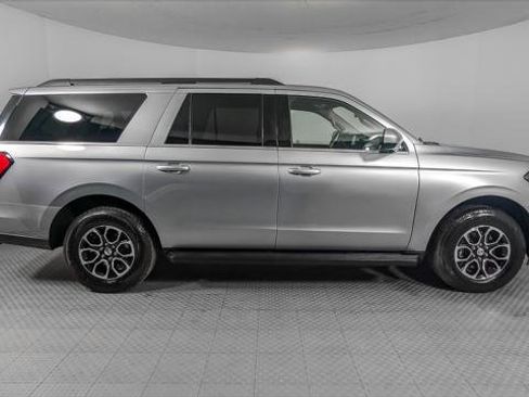 Used 2024 Ford Expedition Max XLT image 8