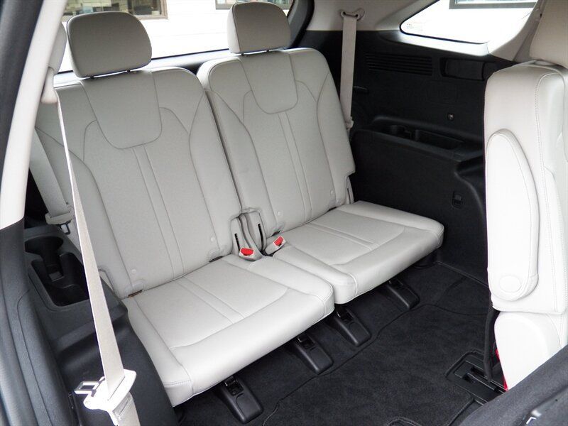 Used 2022 Kia Sorento SX AWD/4WD image 14
