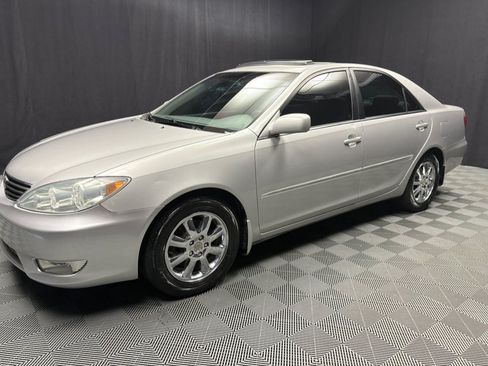 Used 2006 Toyota Camry XLE FWD Sedan 3.0L 6-Cyl image 14