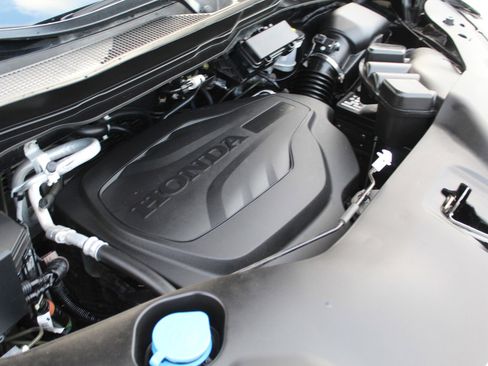 Used 2021 Honda Pilot Touring image 63