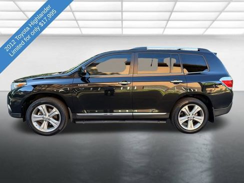 Used 2012 Toyota Highlander Limited w/ Tow Pkg AWD/4WD image 2