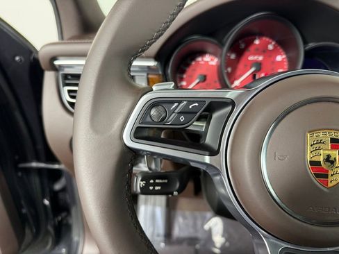 Certified 2021 Porsche Macan GTS image 29