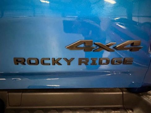 Used 2022 RAM 1500 Laramie AWD/4WD image 11