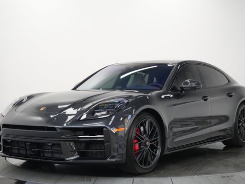 Used 2026 Porsche Panamera GTS AWD/4WD image 5
