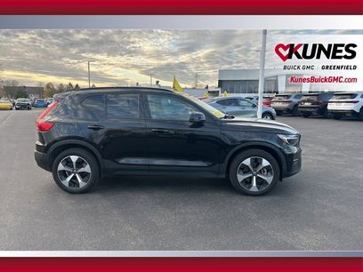 Used 2024 Volvo XC40 B5 Core
