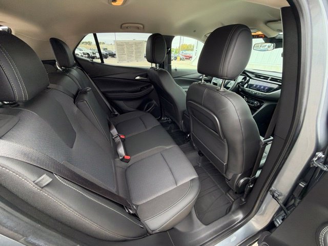 Used 2022 Buick Encore GX Select AWD/4WD image 25