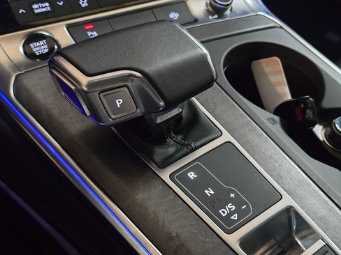 Used 2024 Audi A6 Premium Plus w/ Premium Plus Package image 35