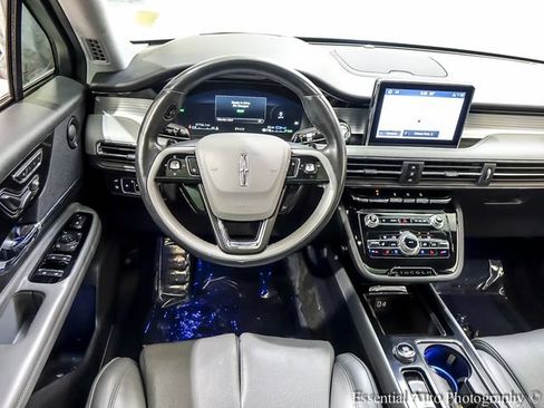 Used 2021 Lincoln Corsair Grand Touring w/ Equipment Group 301A AWD/4WD image 3