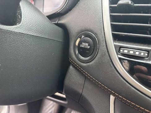 Used 2019 Chevrolet Trax LT w/ LT Convenience Package image 21