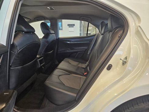 Used 2022 Toyota Camry SE image 27