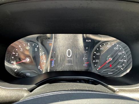 Used 2023 Jeep Compass Latitude AWD/4WD image 13