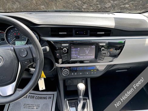 Used 2014 Toyota Corolla LE FWD image 6