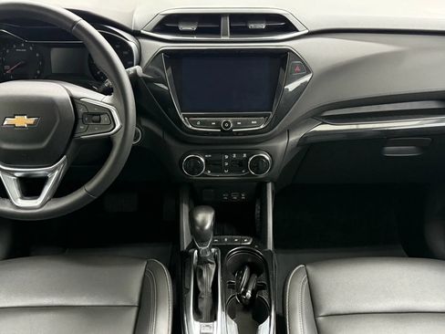 Used 2021 Chevrolet TrailBlazer LT w/ Premium Seating Package image 31