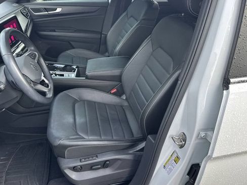 Used 2024 Volkswagen Atlas Cross Sport SEL R-Line AWD/4WD image 10