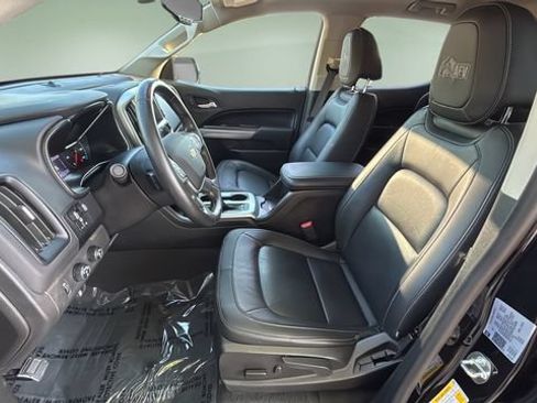 Used 2022 Chevrolet Colorado ZR2 w/ Colorado ZR2 Bison Edition AWD/4WD image 18