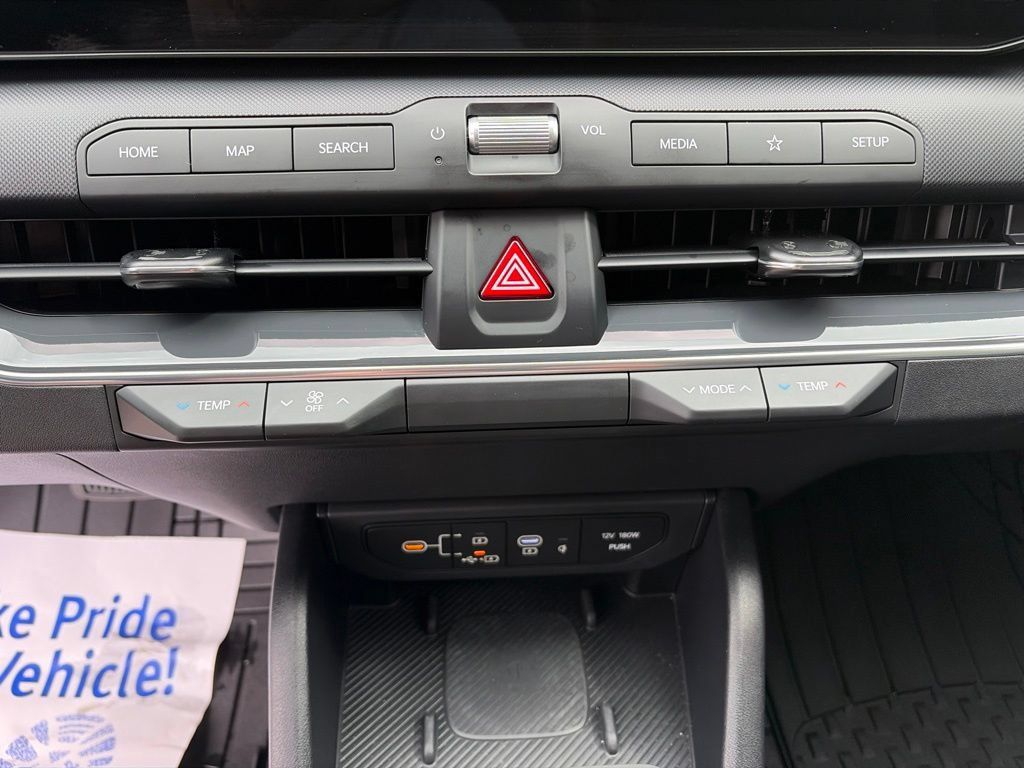 Used 2025 Kia K4 EX FWD image 15