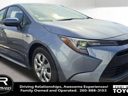 Used 2023 Toyota Corolla LE image 9