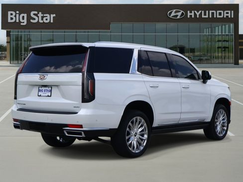Used 2024 Cadillac Escalade Premium Luxury w/ Performance Package RWD image 4