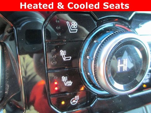 Certified 2024 GMC Sierra 1500 Denali image 17