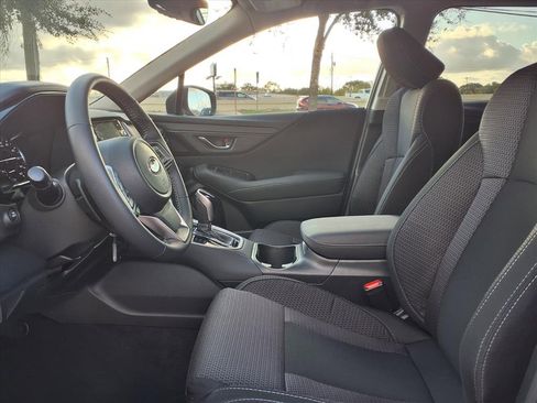 Used 2025 Subaru Outback Premium image 3