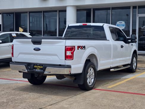 Used 2018 Ford F150 XLT w/ Heavy-Duty Payload Package AWD/4WD image 4