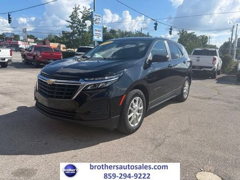 Used 2022 Chevrolet Equinox LS FWD image 1