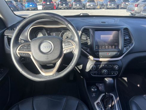 Used 2015 Jeep Cherokee Limited w/ Luxury Group image 13