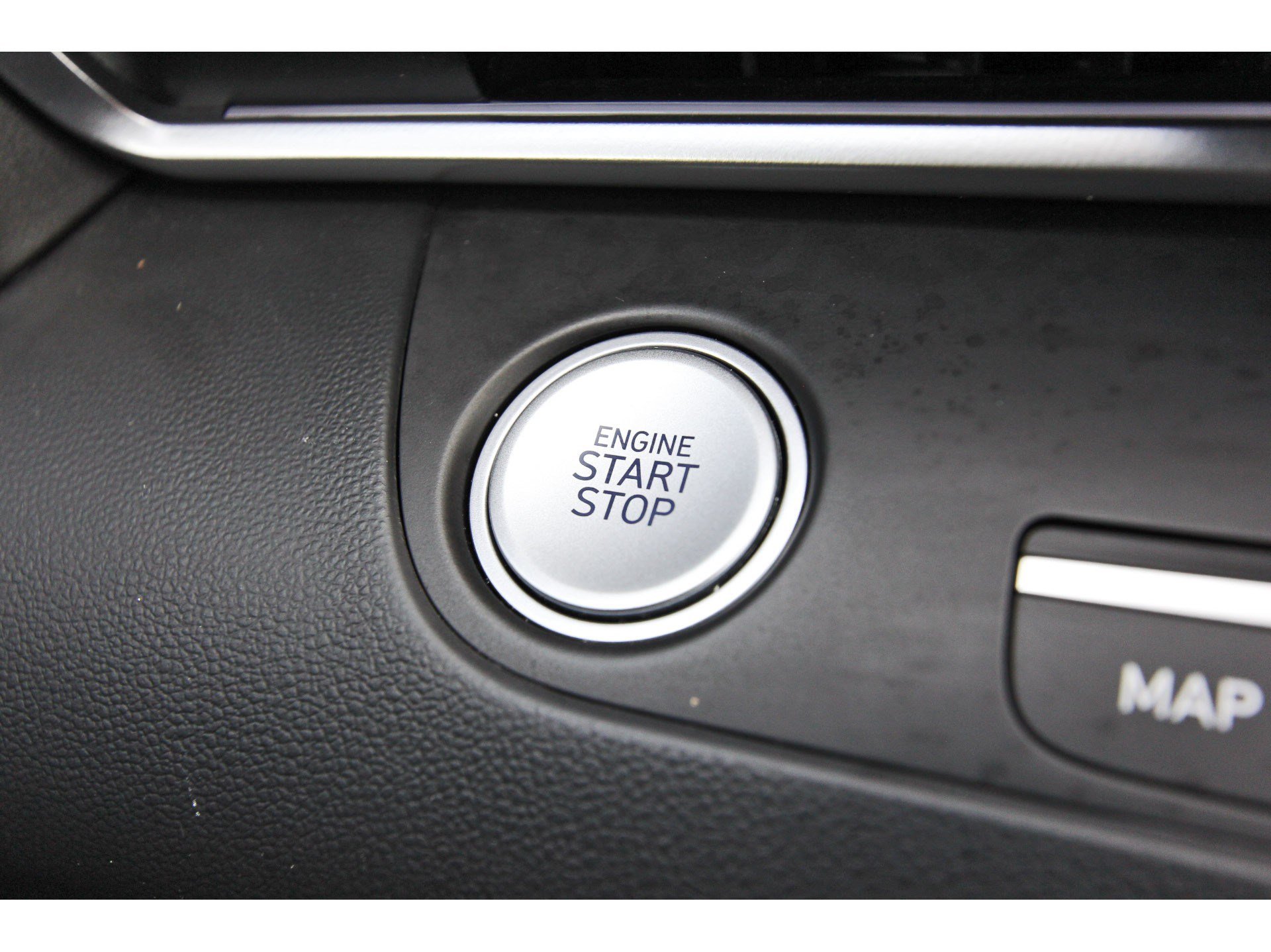 Used 2024 Hyundai Elantra SEL FWD image 23