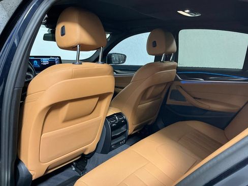 Used 2023 BMW 530e xDrive w/ Premium Package AWD/4WD image 25