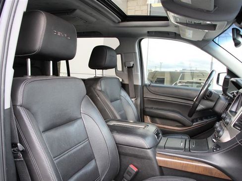 Used 2018 GMC Yukon XL Denali w/ Open Road Package image 11