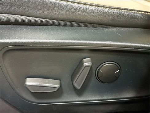 Used 2020 Ford Escape SEL image 20