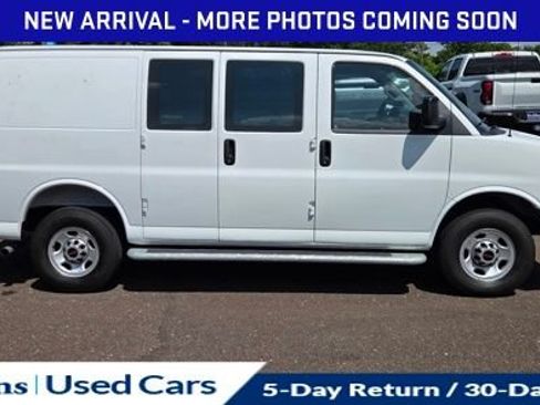 Used 2025 GMC Savana 2500 w/ Driver Convenience Package RWD image 13