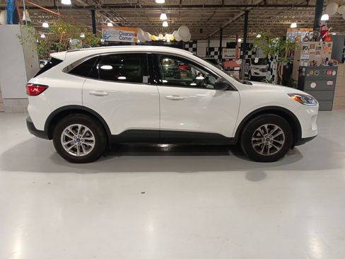 Used 2022 Ford Escape SE w/ Convenience Package image 5