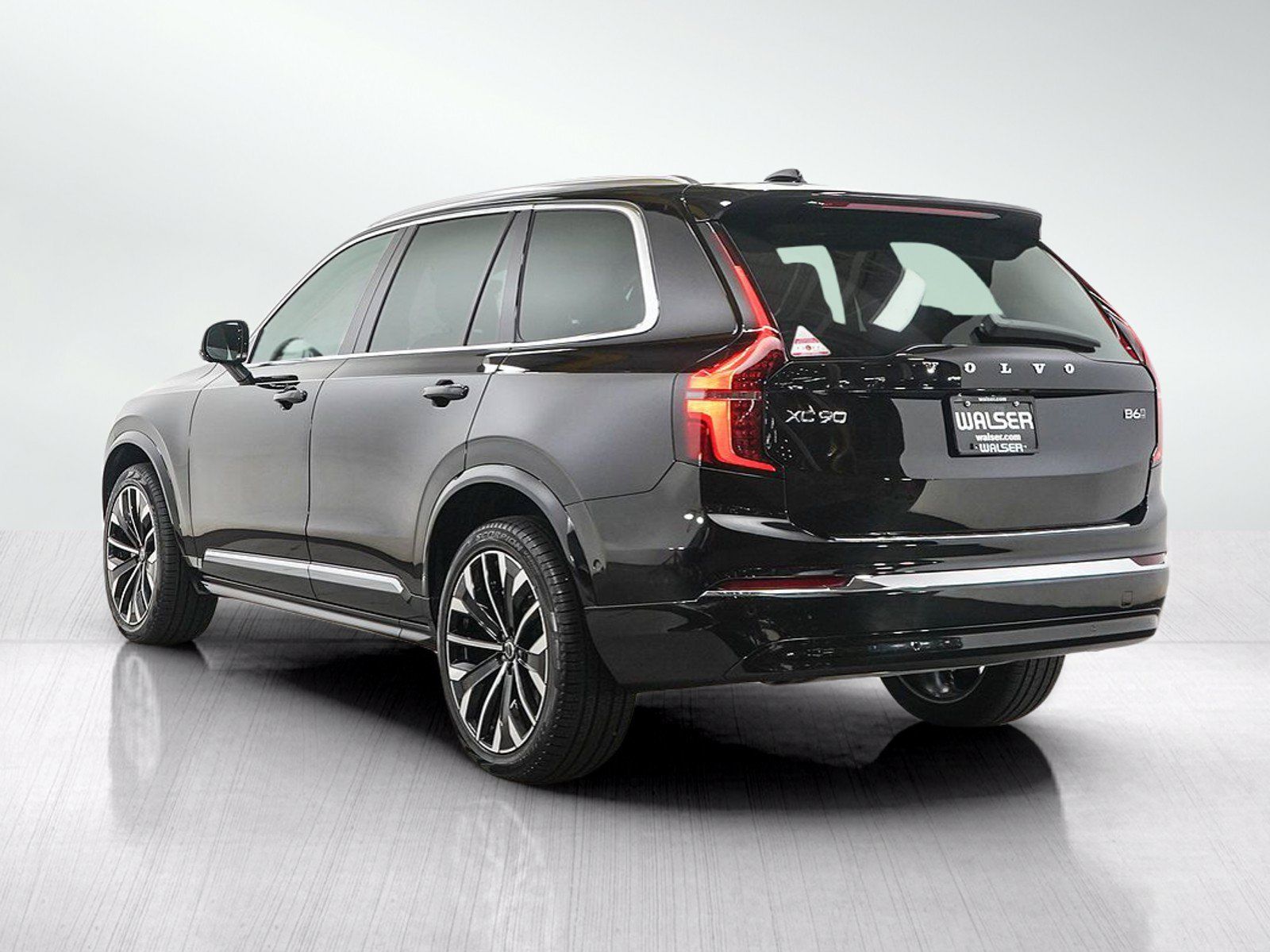 Used 2026 Volvo XC90 B6 Plus AWD/4WD image 4
