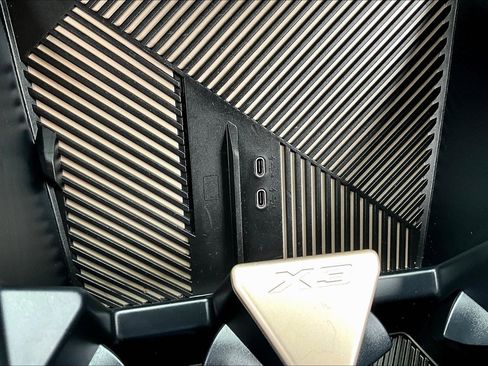 Used 2025 BMW X3 xDrive30i w/ Premium Package image 16