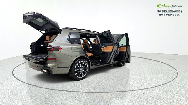 Used 2026 BMW X7 xDrive40i AWD/4WD image 18
